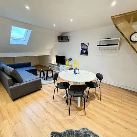 Chic & Modern 1br & 1lr Apt, 12 Min Walk To Rabot Lägenhet