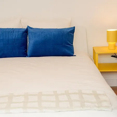 Chic & Modern 1br & 1lr Apt, 12 Min Walk To Rabot Lejlighed Gent