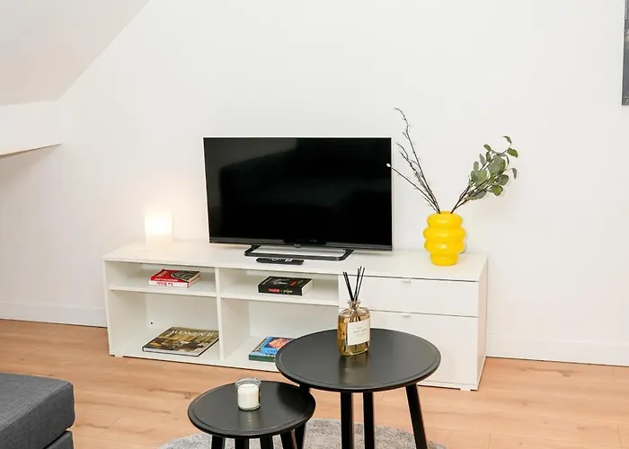 Lägenhet Chic & Modern 1br & 1lr Apt, 12 Min Walk To Rabot *